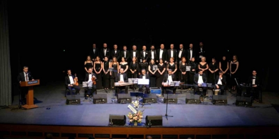 Sağlık çalışanlarından Bursalı sanatseverlere unutulmaz konser