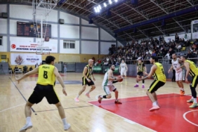 Sakarya Büyükşehir Basketbol galibiyet serisini 12’ye çıkardı
