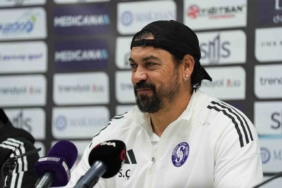 Servet Çetin: "1 kenar, 1 orta saha oyuncusunu kadromuza katarsak daha iyi takım olacağız"