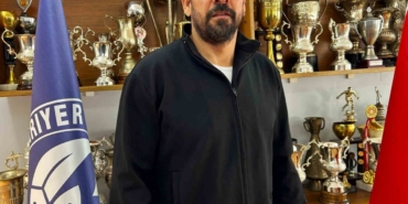 Servet Çetin: "Takıma birkaç oyuncu katmamız lazım yoksa büyük sıkıntı yaşayacağız"