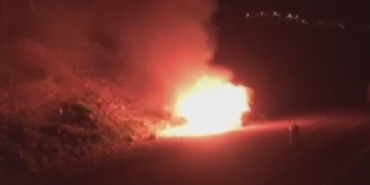 Seyir halindeki otomobil alevlere teslim oldu