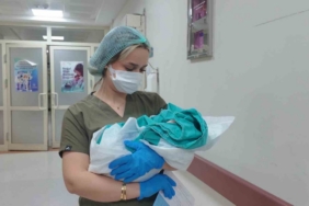 Siirt’te yılın son bebeği 2 kilo 600 gram olarak doğdu