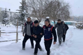 Sivas’ta adliyeye sevk edilen cinayet şüphelisi tutuklandı