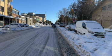 Siverek’te buz ve kar hayatı durdurdu