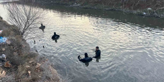 Sulama kanalında kaybolan sürücü 10 gündür aranıyor
