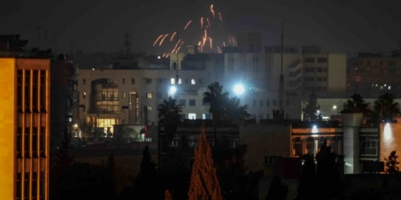 Suriye ordusu Halep’in Eşrefiye Mahallesi’nde birçok noktada kontrolü sağladı