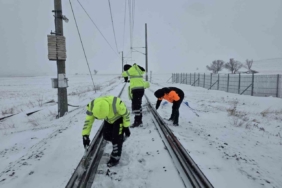 TCDD’den demiryollarında kar mesaisi