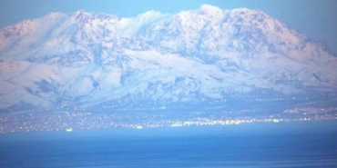 Teleskopik lensle Bitlis’ten Van’ı görüntüledi