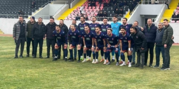 Tepecikspor zirve takibini bırakmıyor
