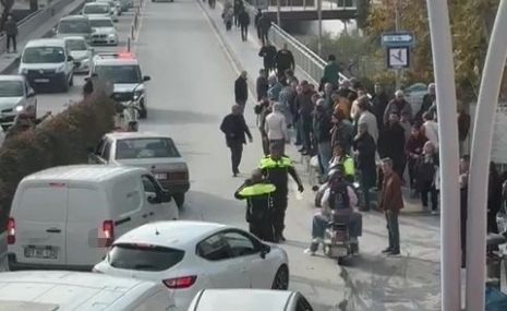 Ters yönden gelen motosiklete otomobil çarptı: 1 yaralı