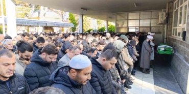 Tomruk taşıdığı vinçte akıma kapılarak hayatını kaybeden patron son yolculuğuna uğurlandı