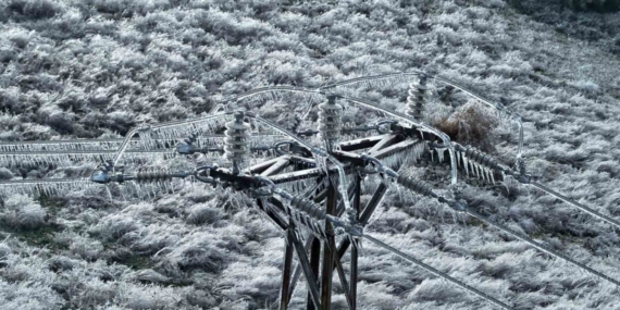 Toroslar EDAŞ’tan Hatay’da zorlu kış koşullarına karşı mücadele
