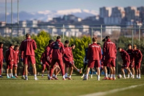 Trabzonspor, kupada 3 puanla moral bulmak istiyor