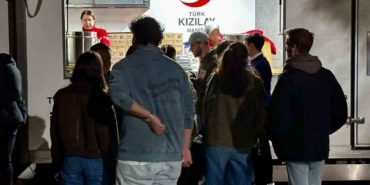 Türk Kızılay Manisa’dan öğrencilere 5 bin kişilik ikramlık