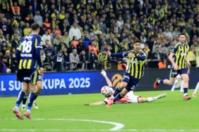 Turkcell Süper Kupa: Fenerbahçe: 1 - Samsunpor: 0 (İlk yarı)
