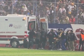 Türkiye Kupası maçı öncesi bir taraftar tribünden düştü