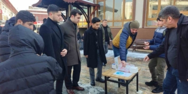 Ülkü Ocakları’ndan şehitler anısına lokum ikramı