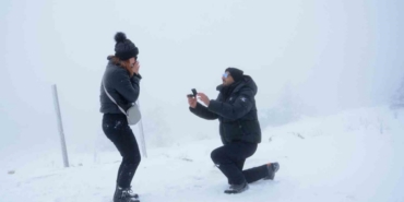 Uludağ’da yılın son ve ilk romantik sürprizleri: Karlar altında iki "Evet"