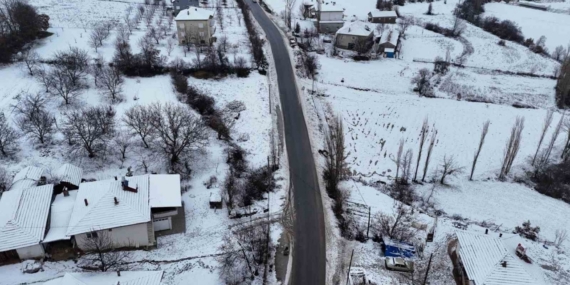 Uşak’ın yüksek kesimleri beyaza büründü