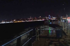 Üsküdar Sahili’nde dev dalgalar oluştu