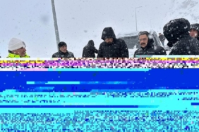 Vali Çelik’ten çığ uyarısı: "Zorunlu olmadıkça dışarı çıkmayın"