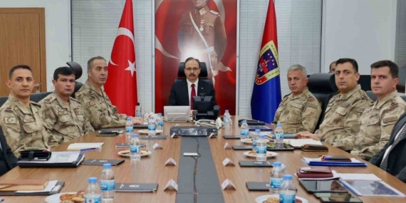 Vali Kızılkaya: "Jandarmamız, Siirt’imizin huzuru için gece gündüz görev yaparak önemli başarılara imza atıyor"
