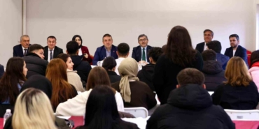Vali Sözer Gölpazarı MYO’da öğrencilerle bir araya geldi