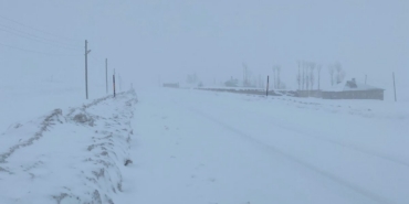 Van-Çatak kara yolu yeniden ulaşıma kapatıldı