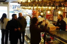 Van’da 1 Ocak doğum günü telaşı: Pastaneler için yılın en yoğun günü