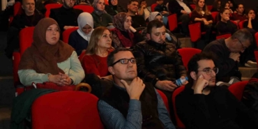 Yönetmen Vuslat Saraçoğlu Sakarya’da sinemaseverlerle buluştu