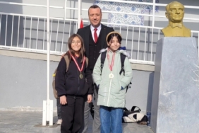 Zafer İlkokulu il düzeyindeki başarılarıyla Altıntaş’ın gururu oldu