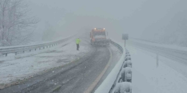 Zonguldak-Ereğli yolunda sürücülere kar engeli